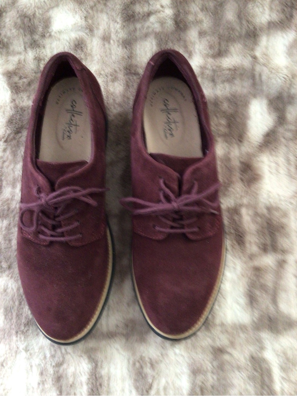 Clark’s Suede Lace-Up Oxfords in Deep Plum - 8M